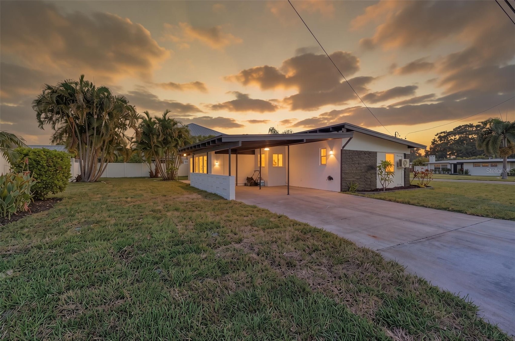 63 PALM BOULEVARD