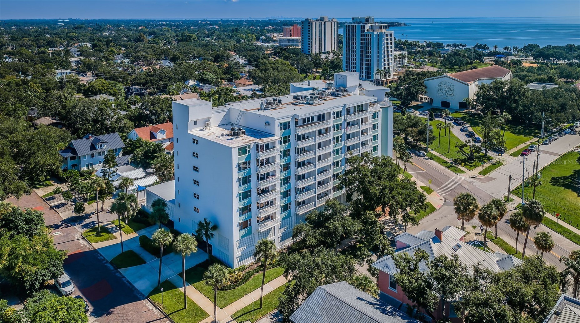 700 BEACH DRIVE NE 308