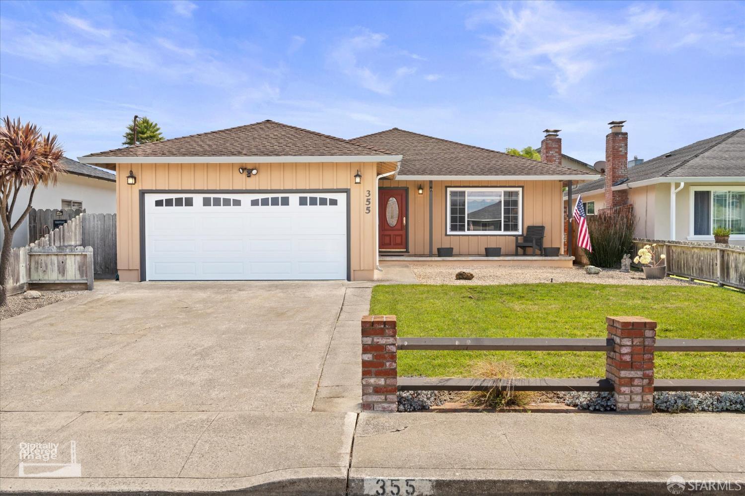 355 Grand Blvd, Half Moon Bay, CA 94019-1623