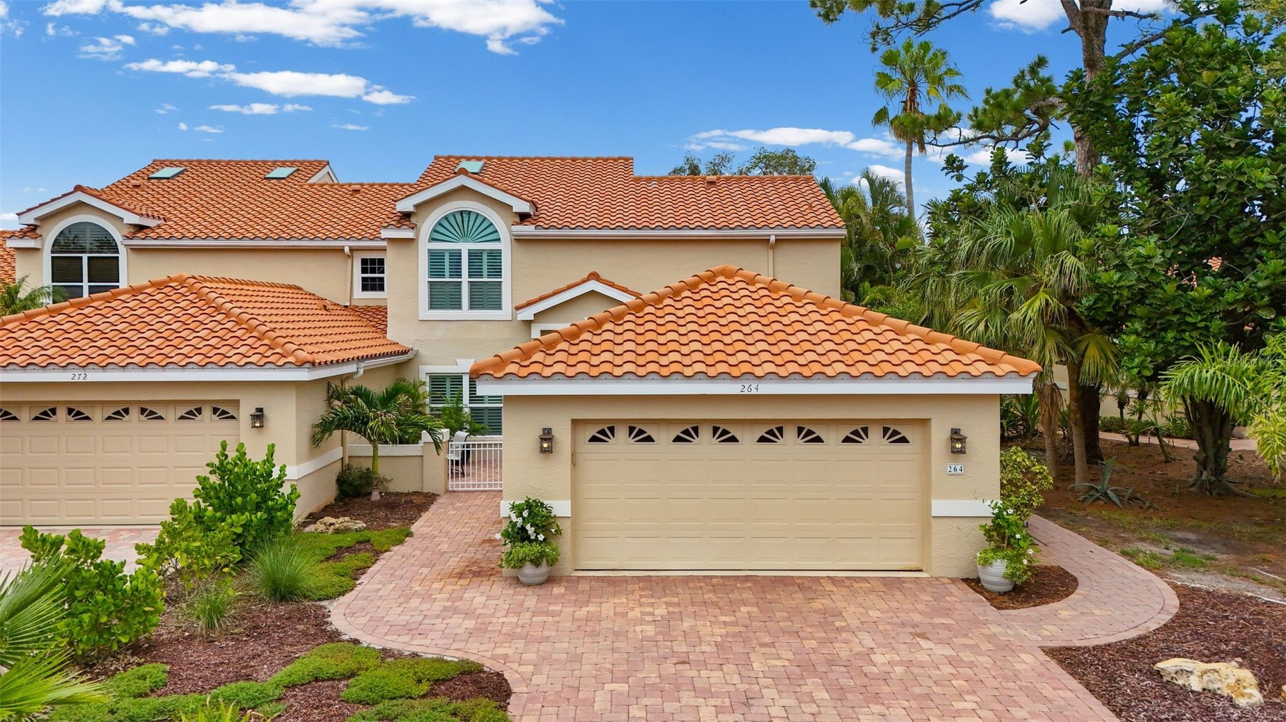 264 WOODS POINT ROAD 264