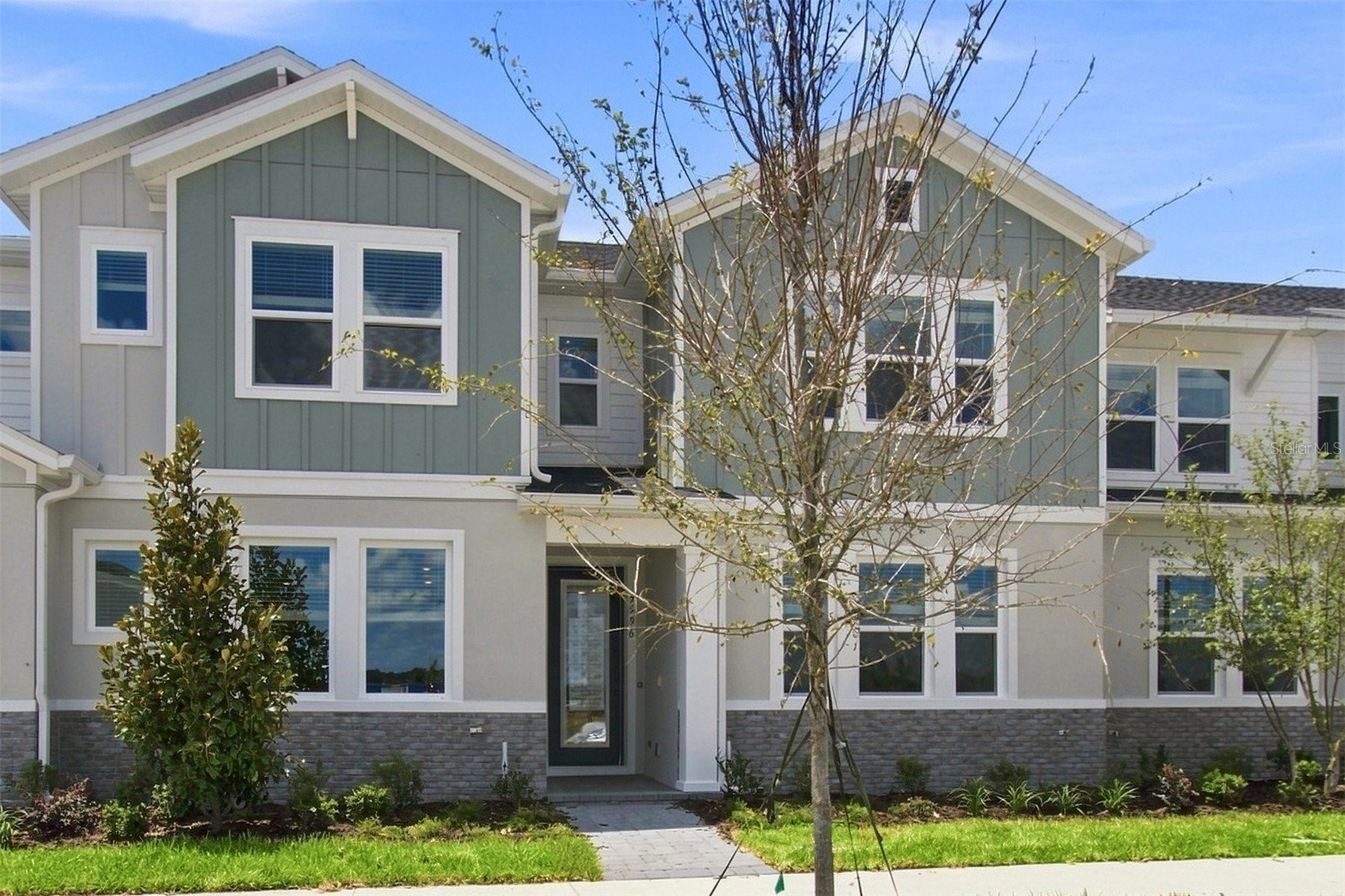 5596 COOPERS HAWK COURT