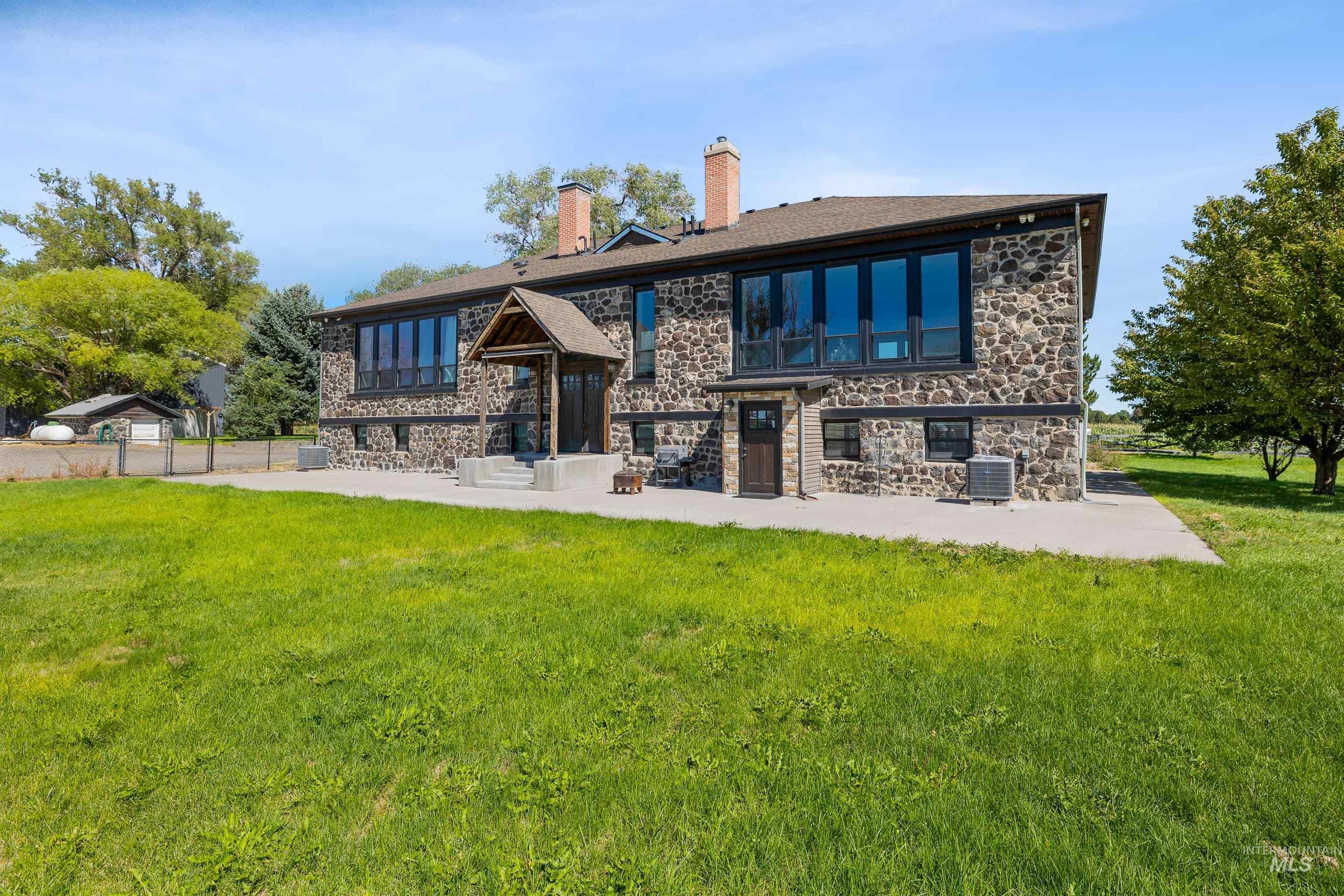 395 Golf Course Road, Jerome ID 83338