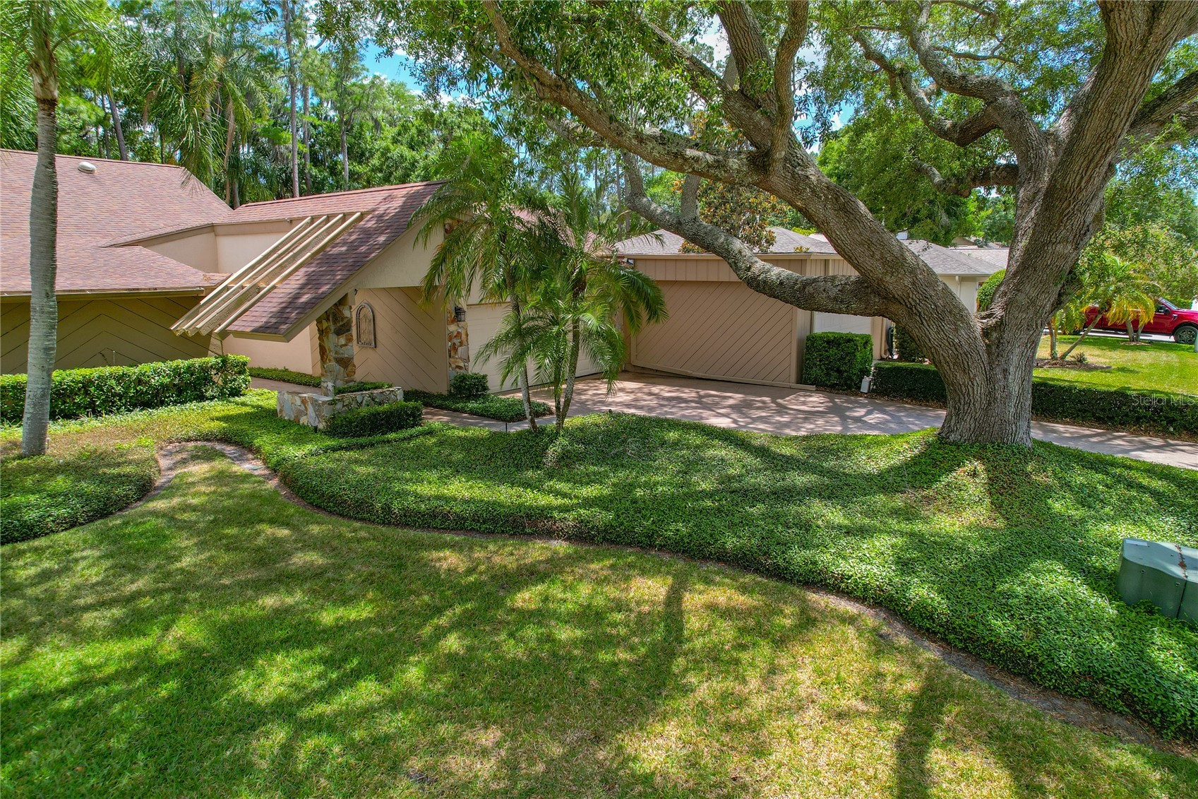 3071 BOLT DRIVE