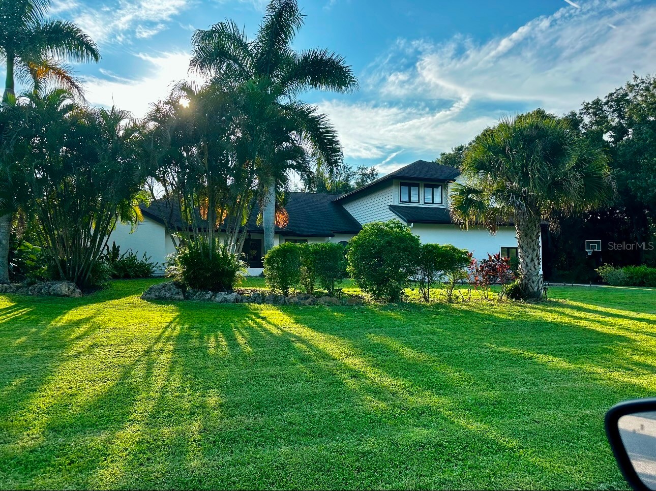 4588 BAYCEDAR LANE