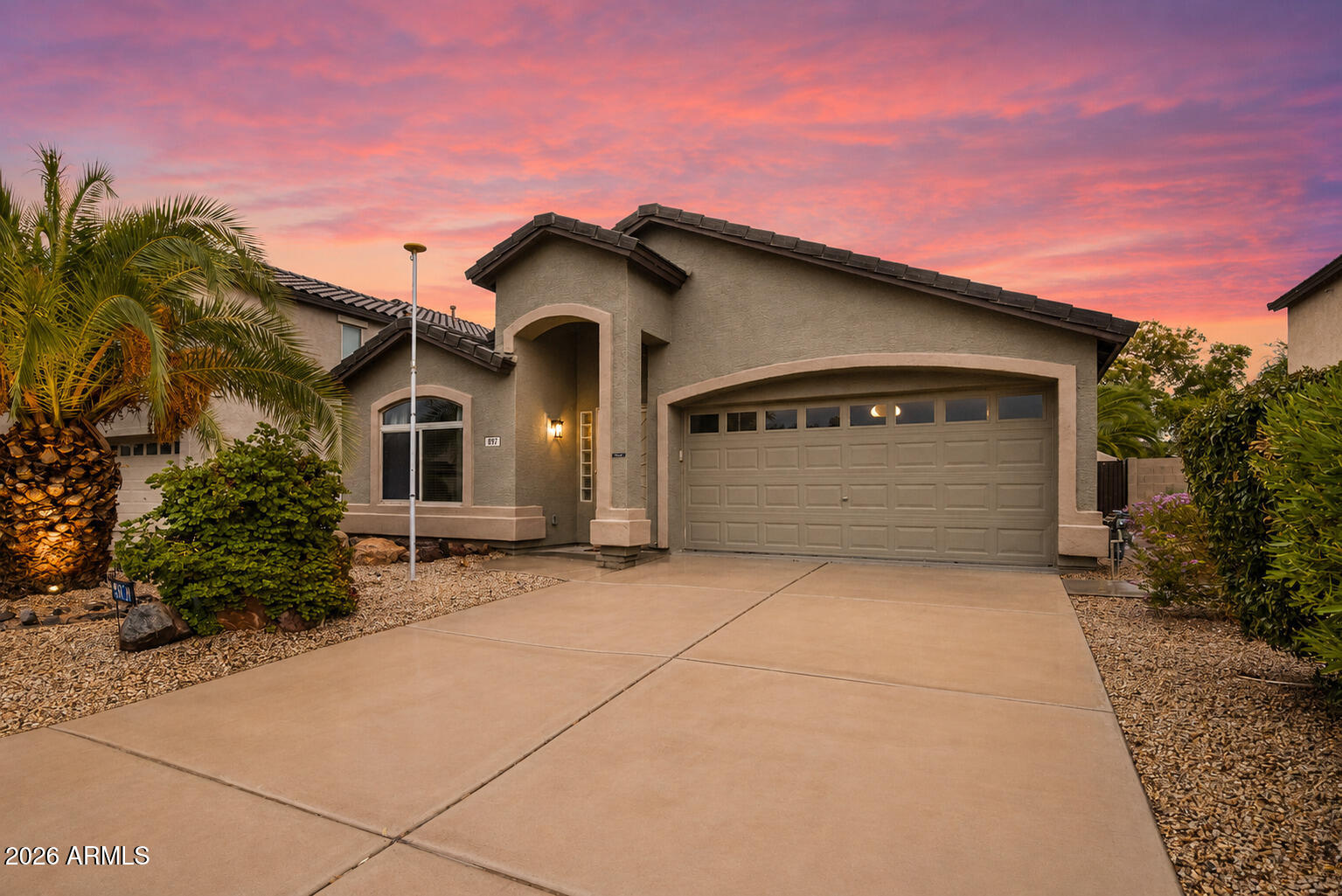 897 E MOUNTAIN VIEW Road, San Tan Valley, AZ 85143