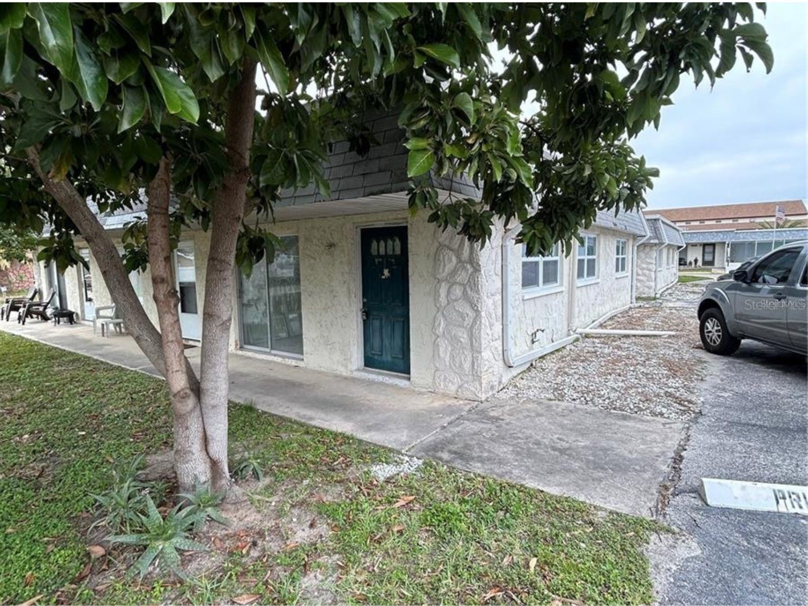 9800 HIDDEN LANE 1