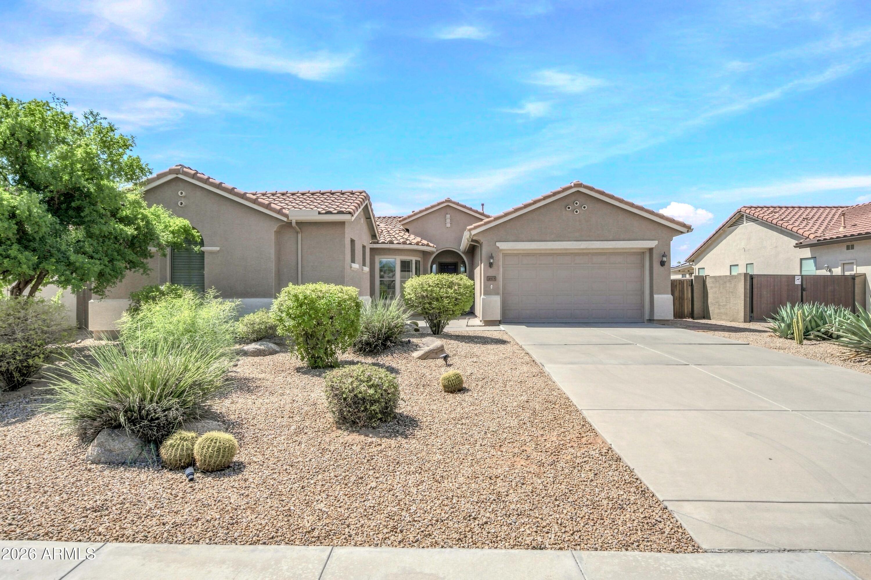 4915 W FAULL Drive, New River, AZ 85087