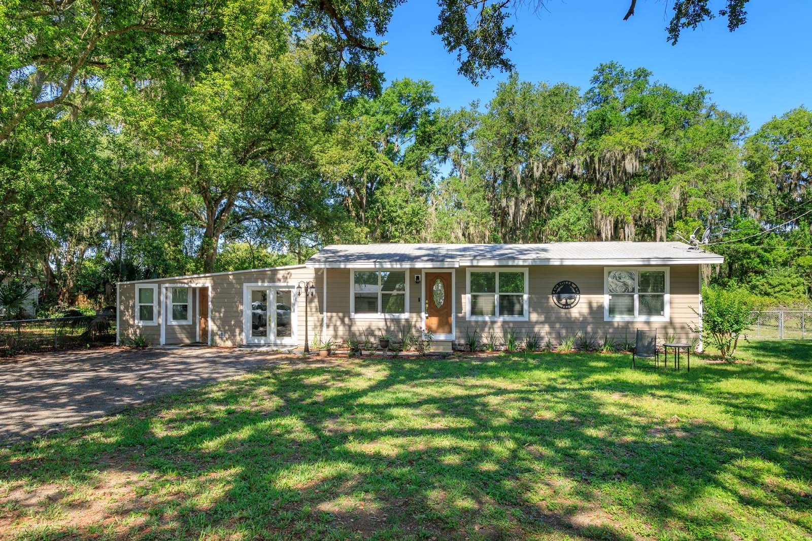 2820 MAGNOLIA AVENUE