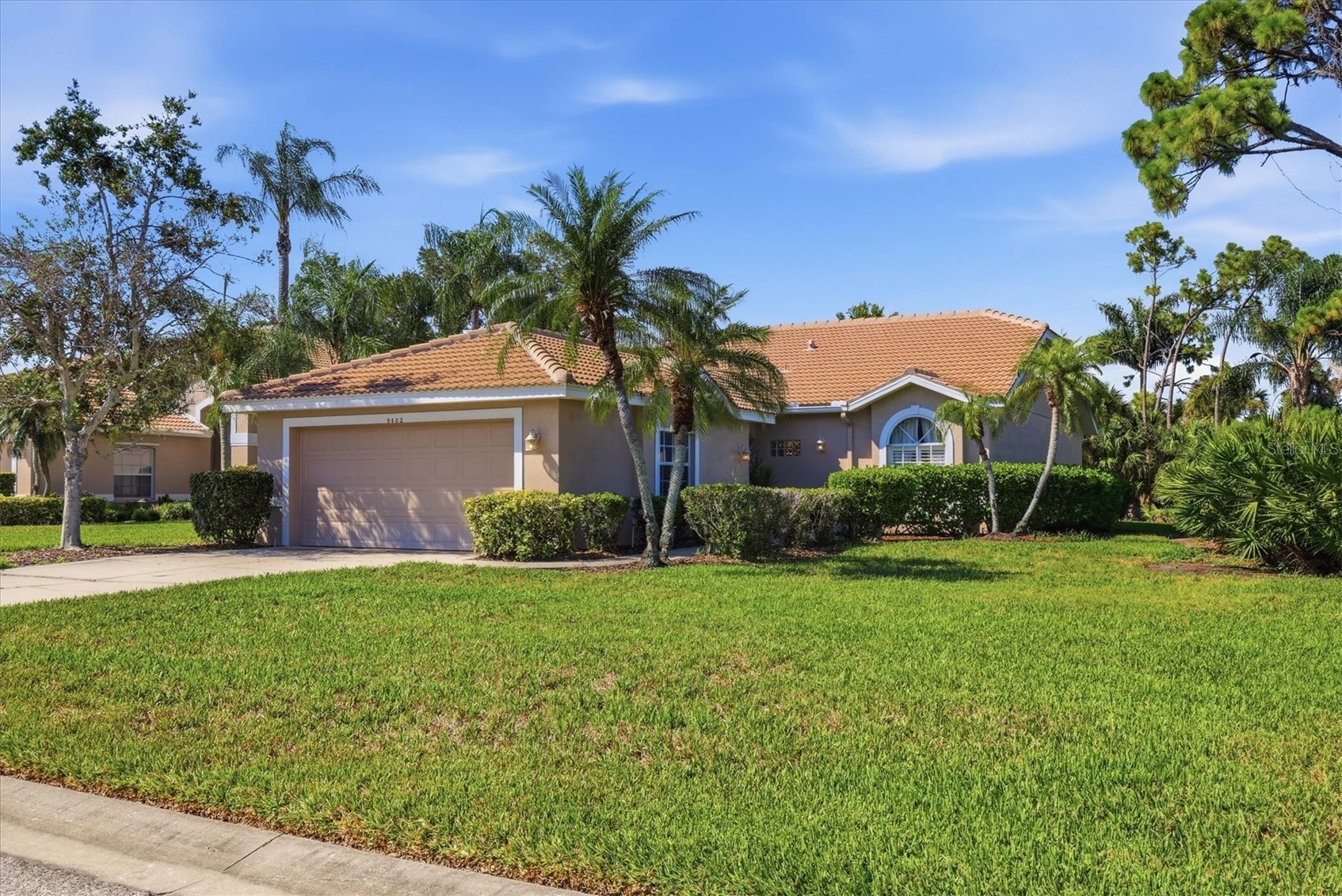 9402 FOREST HILLS CIRCLE