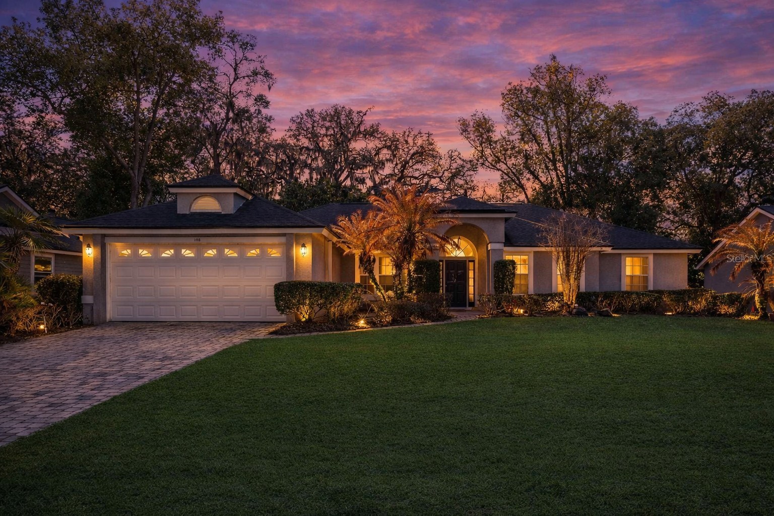 108 OAK VIEW CIRCLE