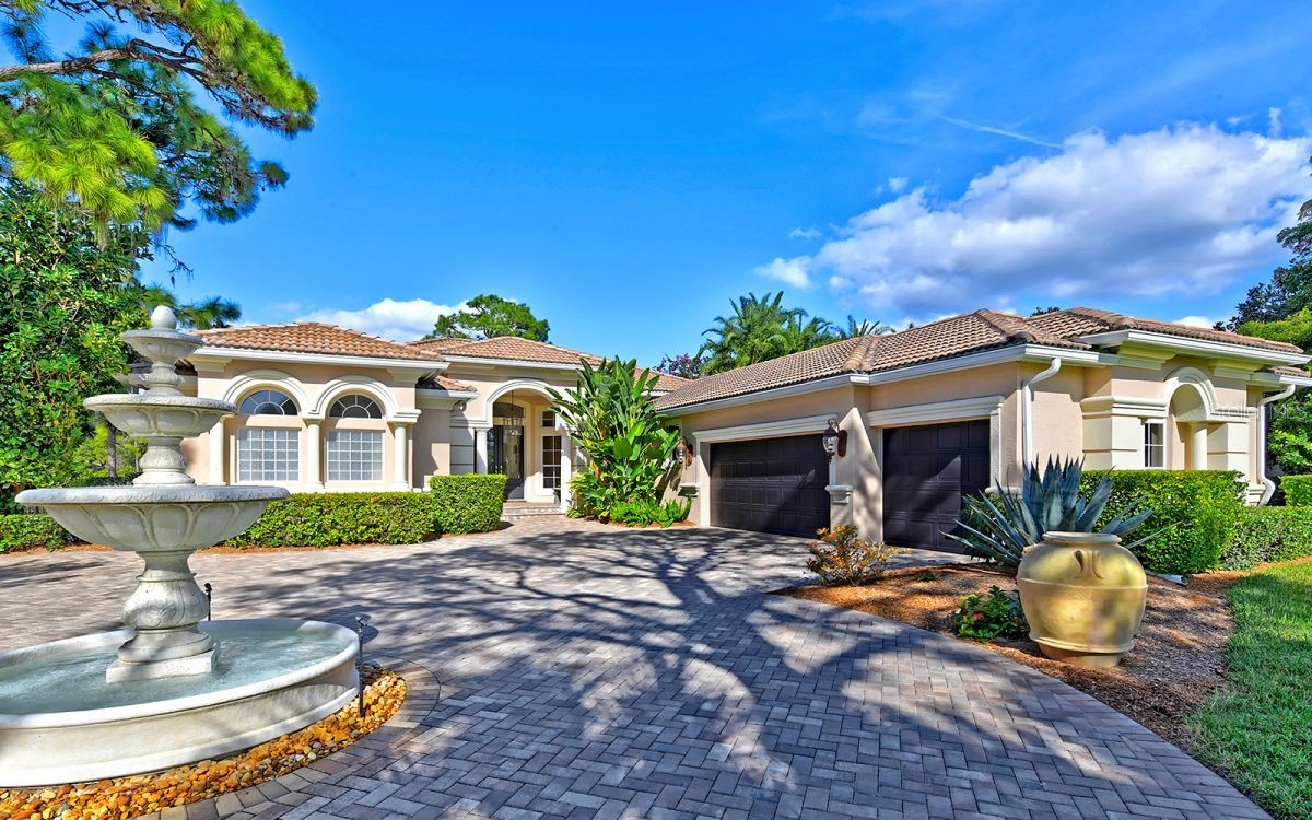 794 LYTHAM CIRCLE