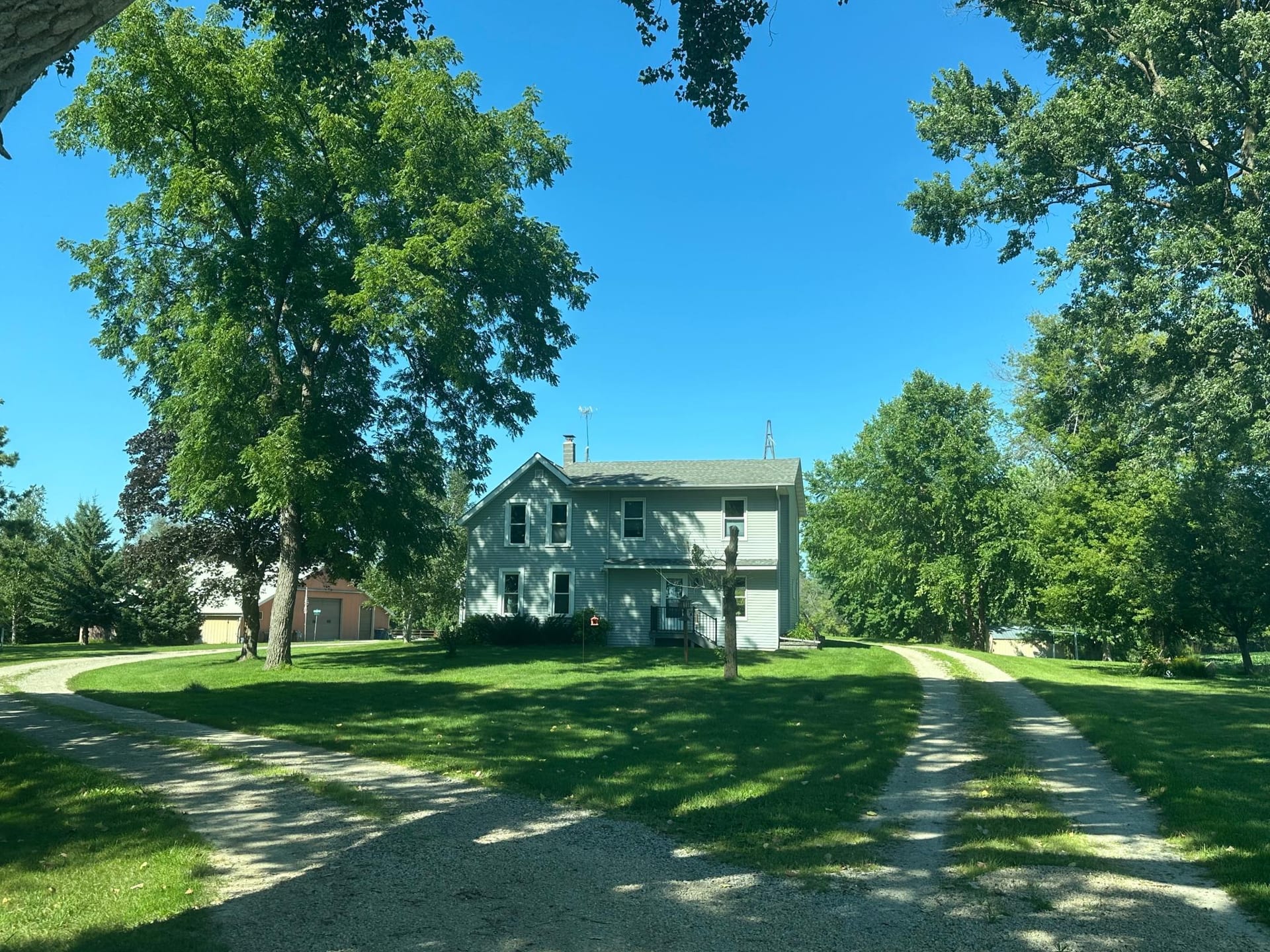 22301 Glynview Trail, Faribault, MN 55021