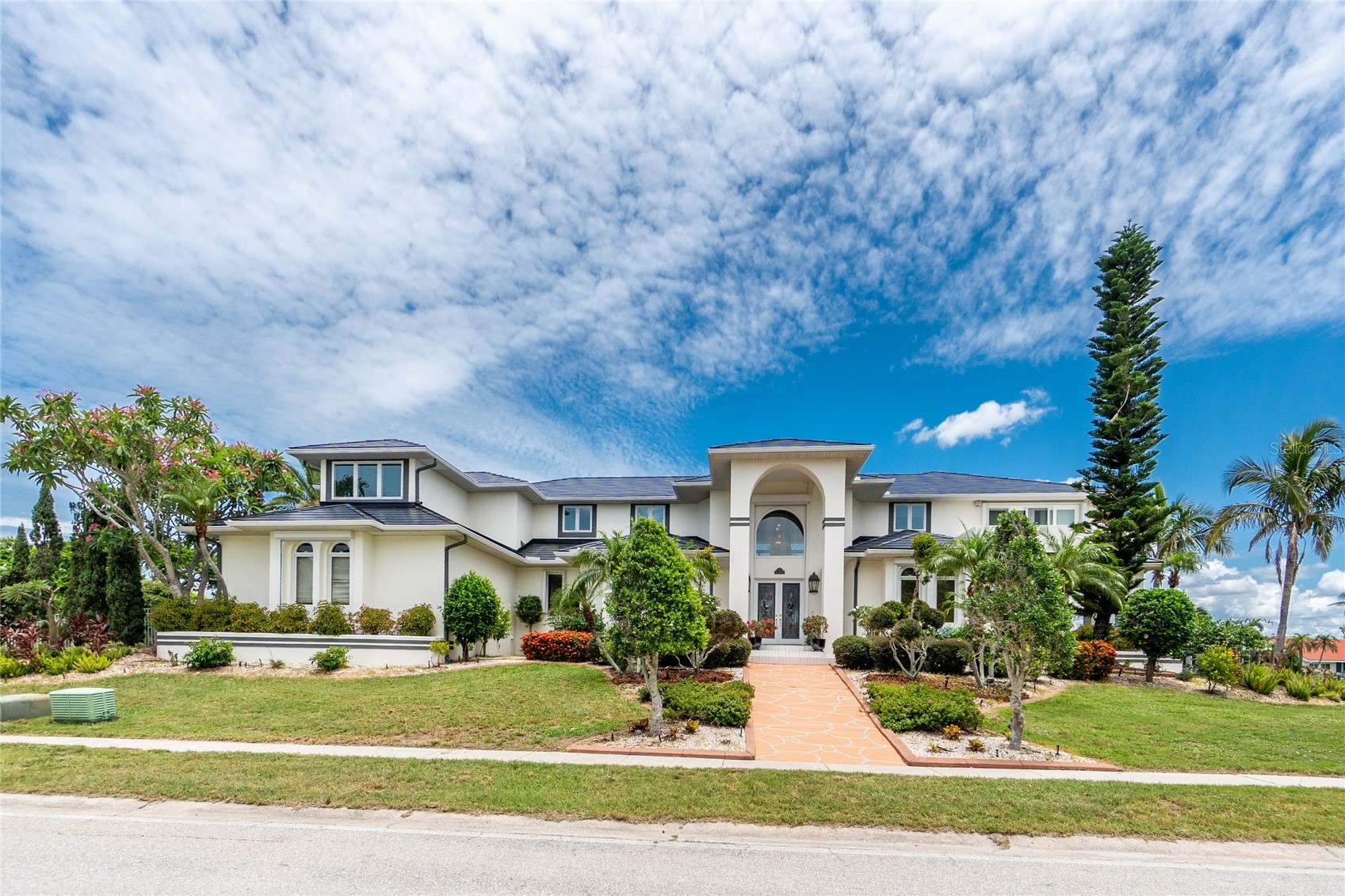 202 GEORGE ROAD SE
