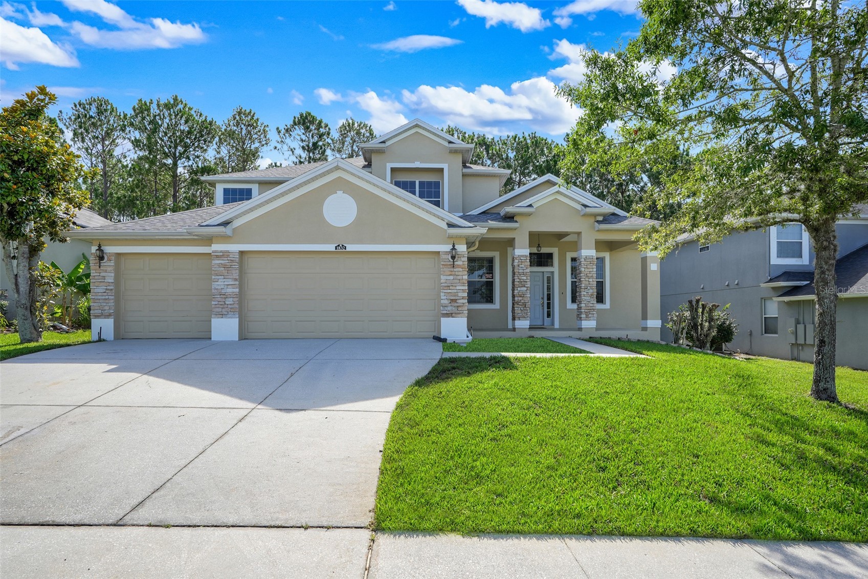 1832 NATURE COVE LANE