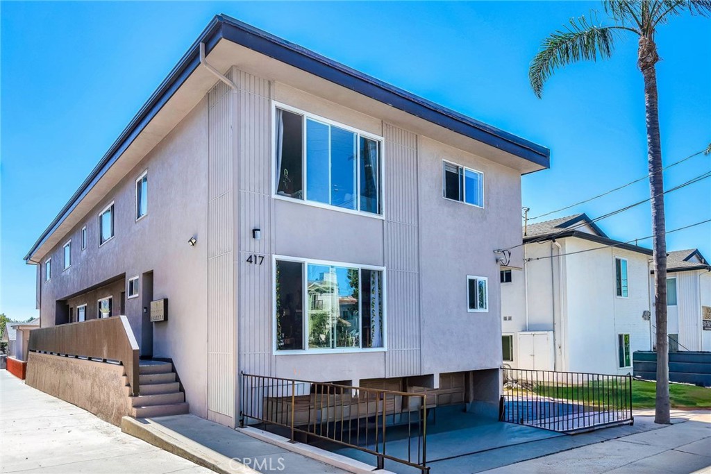 417 N Broadway 5