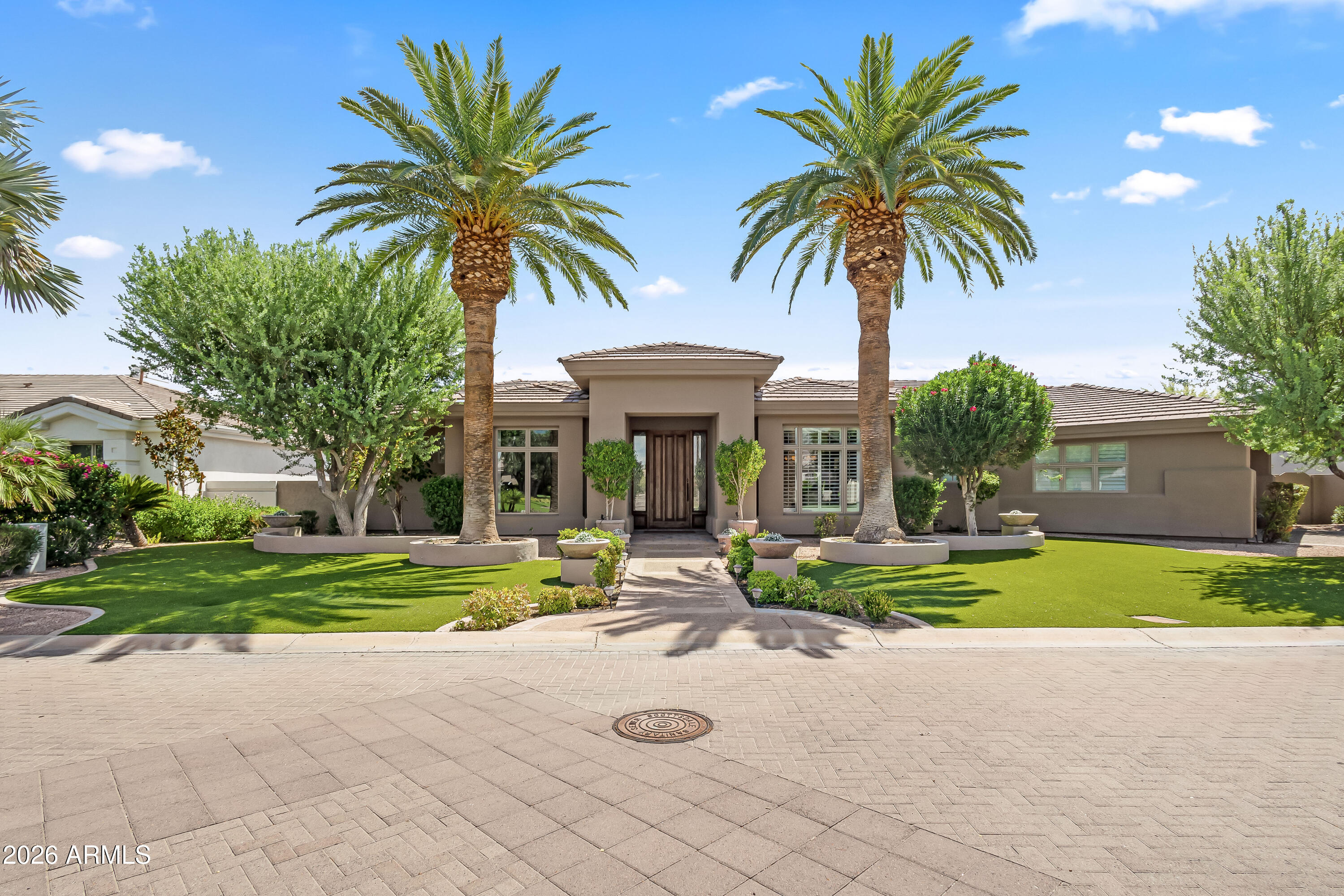 7091 E BALFOUR Road, Paradise Valley, AZ 85253