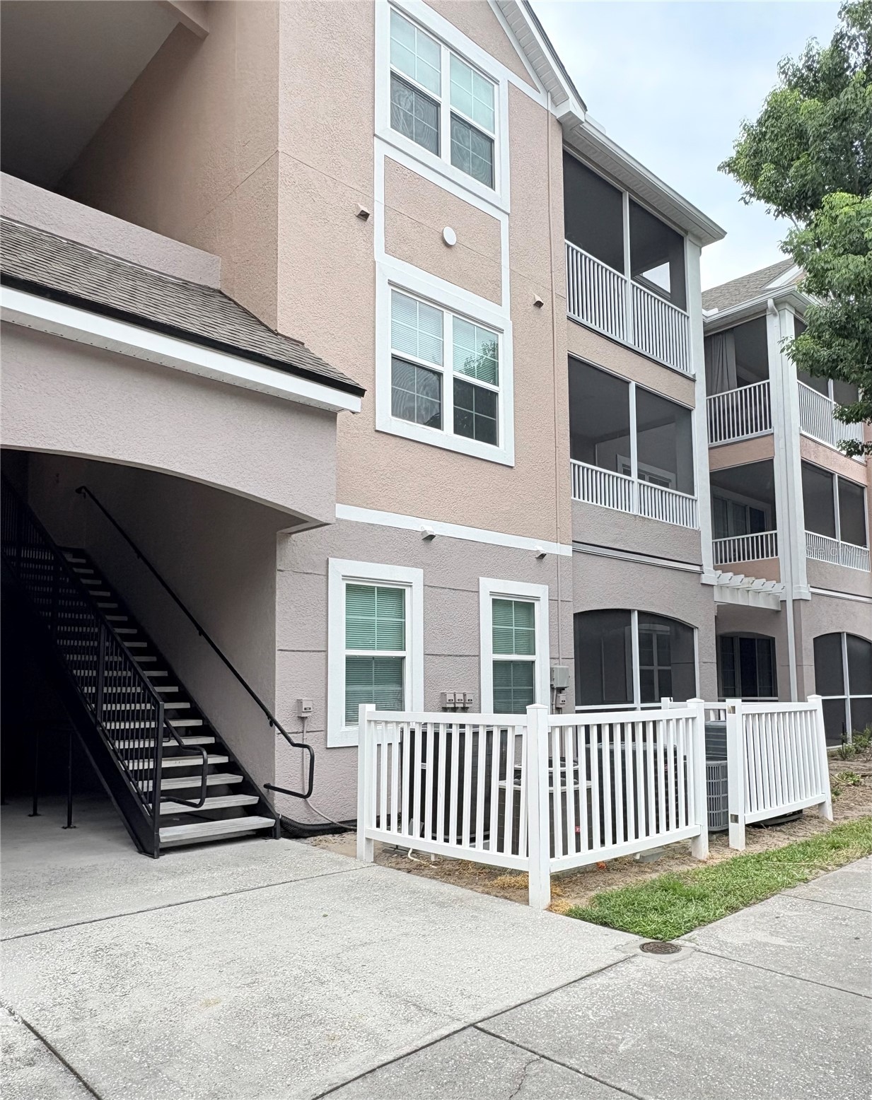 6412 QUEENS BOROUGH AVENUE 207