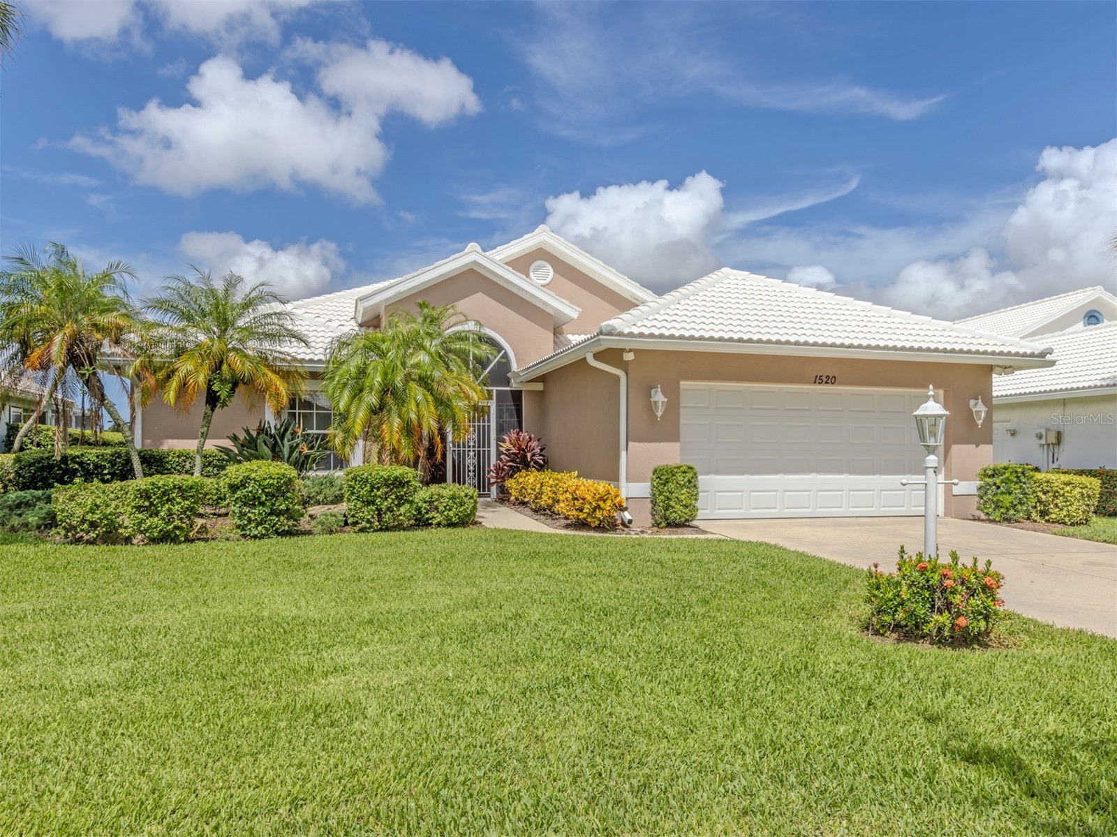 1520 JASPER COURT