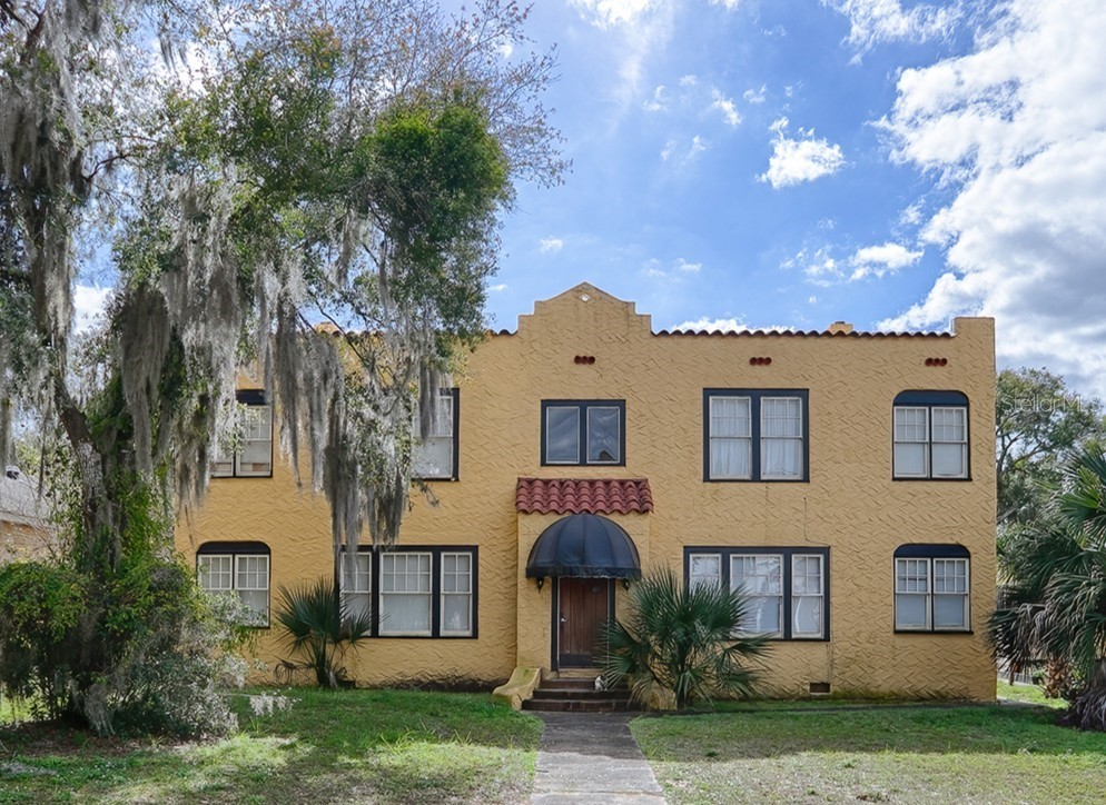 426 E CITRUS AVENUE