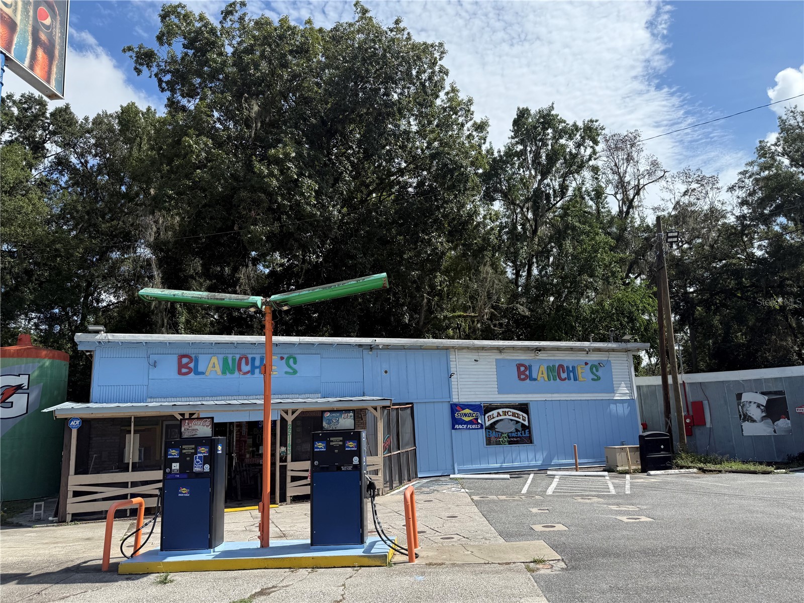 25143 CORTEZ BOULEVARD
