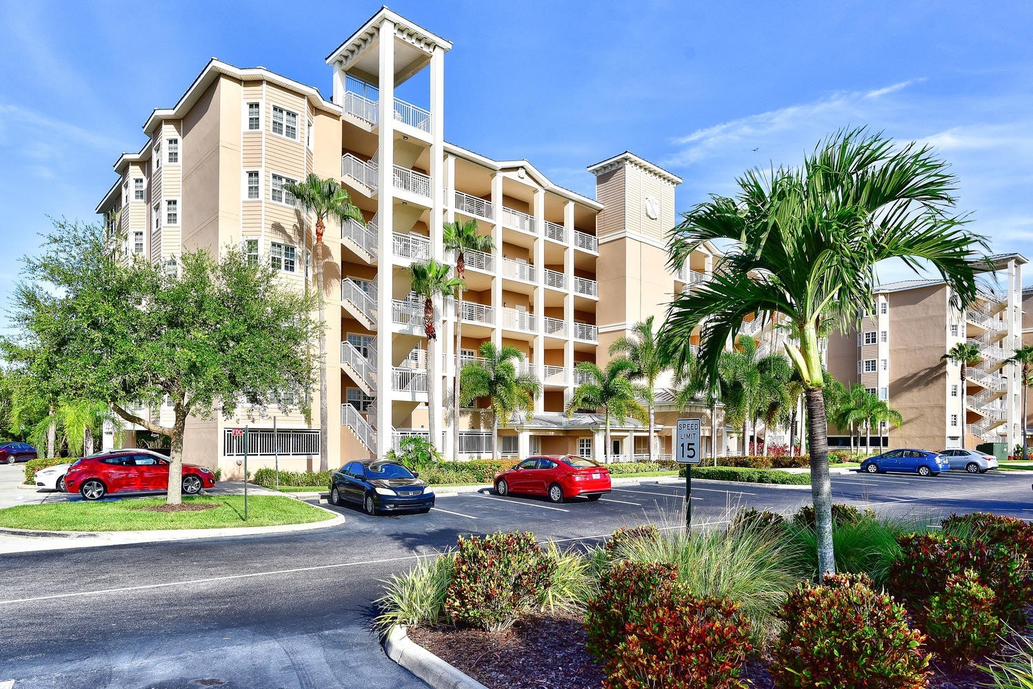 7040 KEY HAVEN ROAD 605