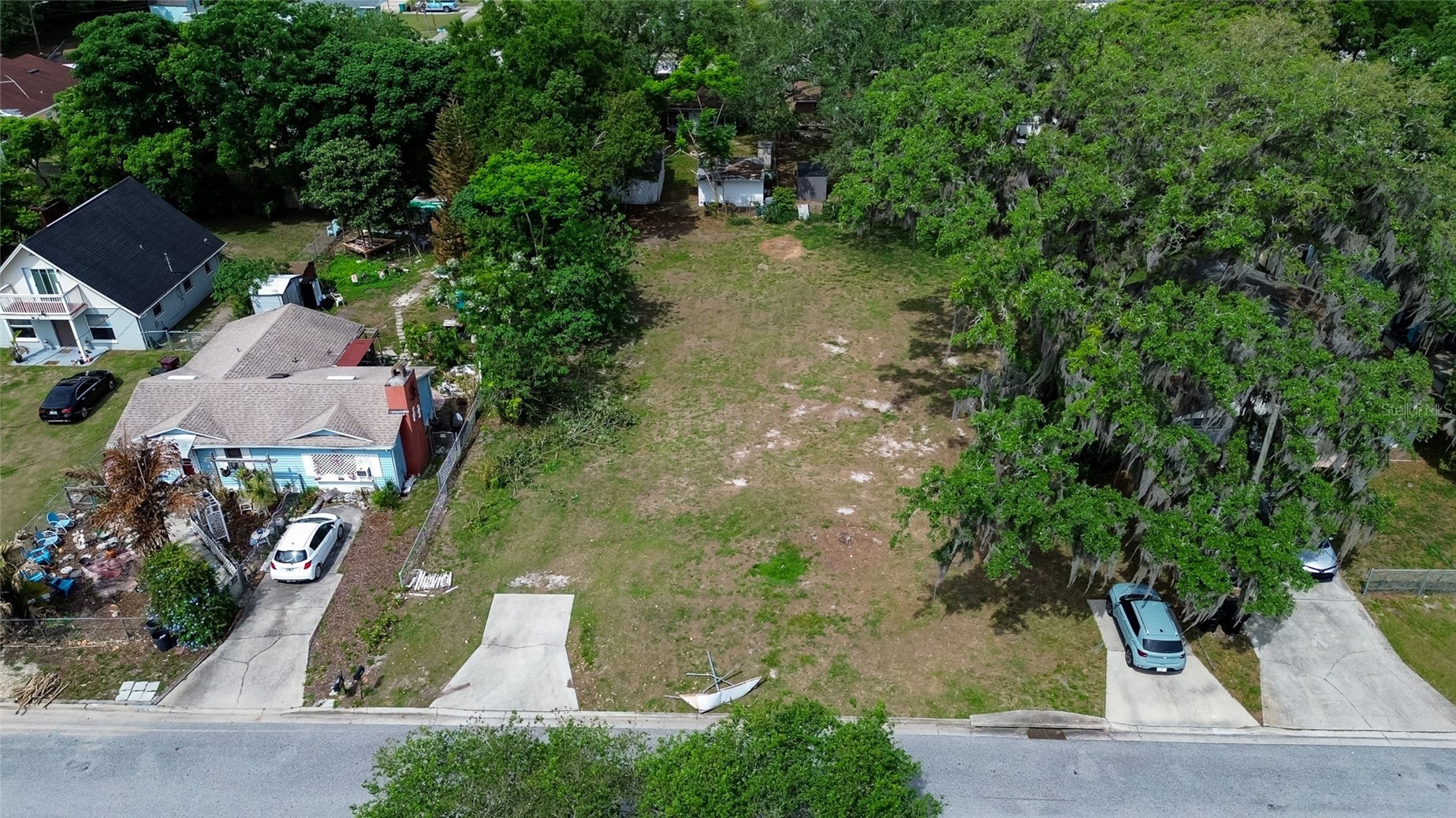 1826 GADSEN BOULEVARD
