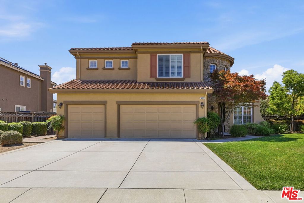 18275 Los Padres Place