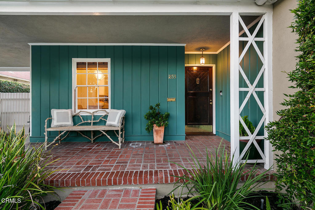 1893 Rose Villa Street