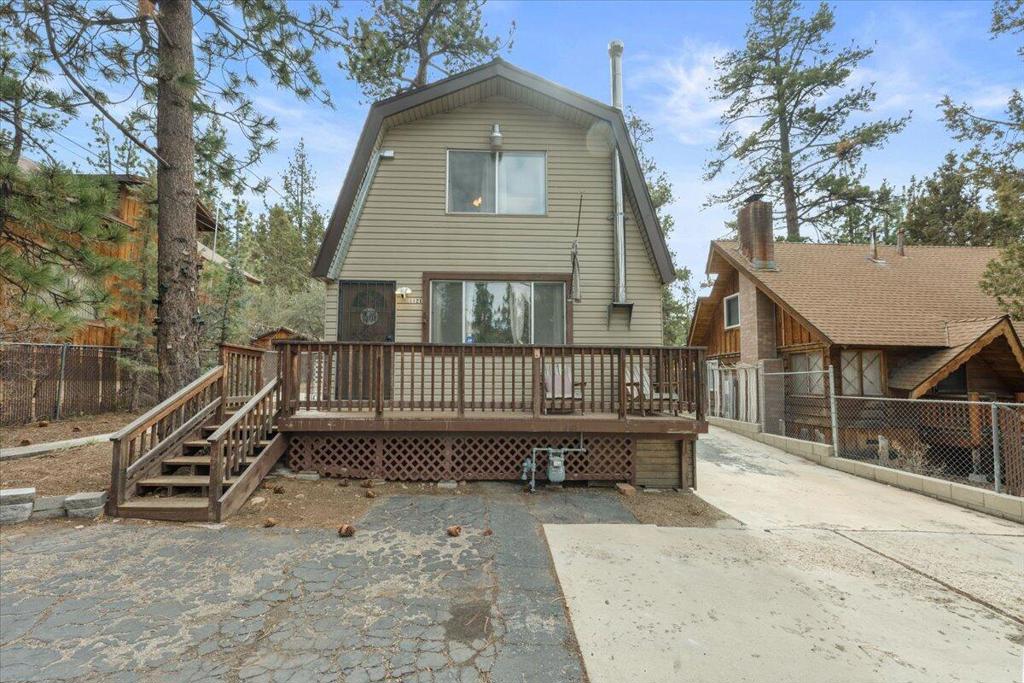 112 E Mojave Boulevard