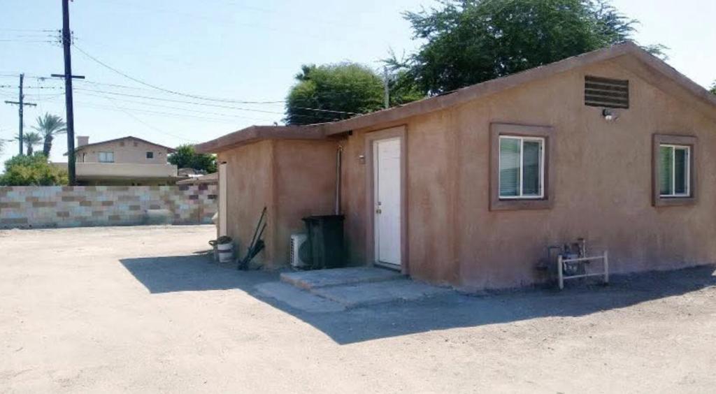 53104 Calle Camacho