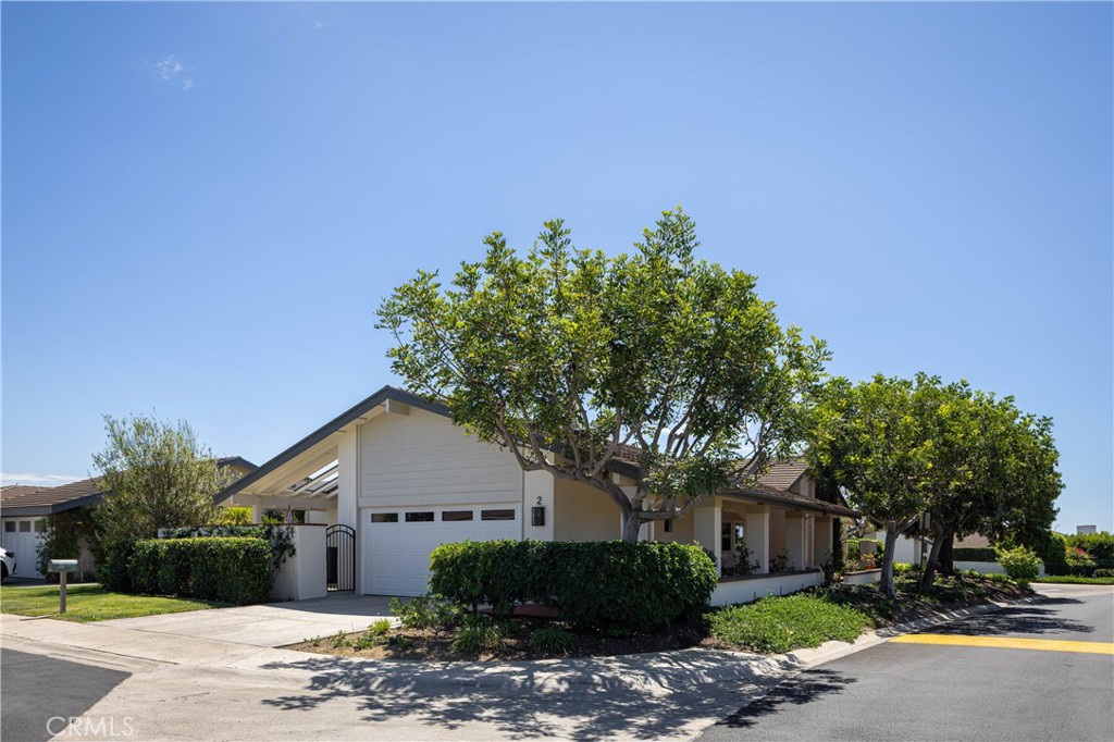 2 Shoal Drive
