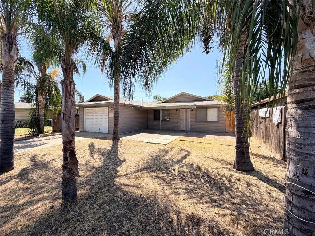 268 E 10th