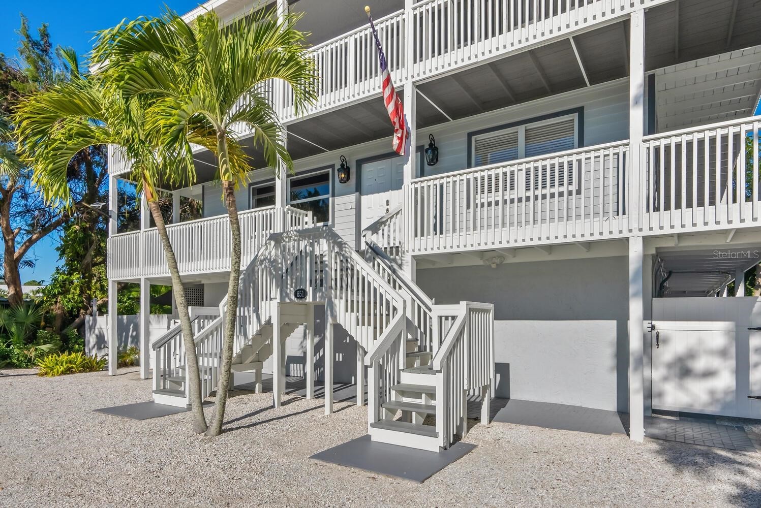 651 AVENIDA DEL NORTE