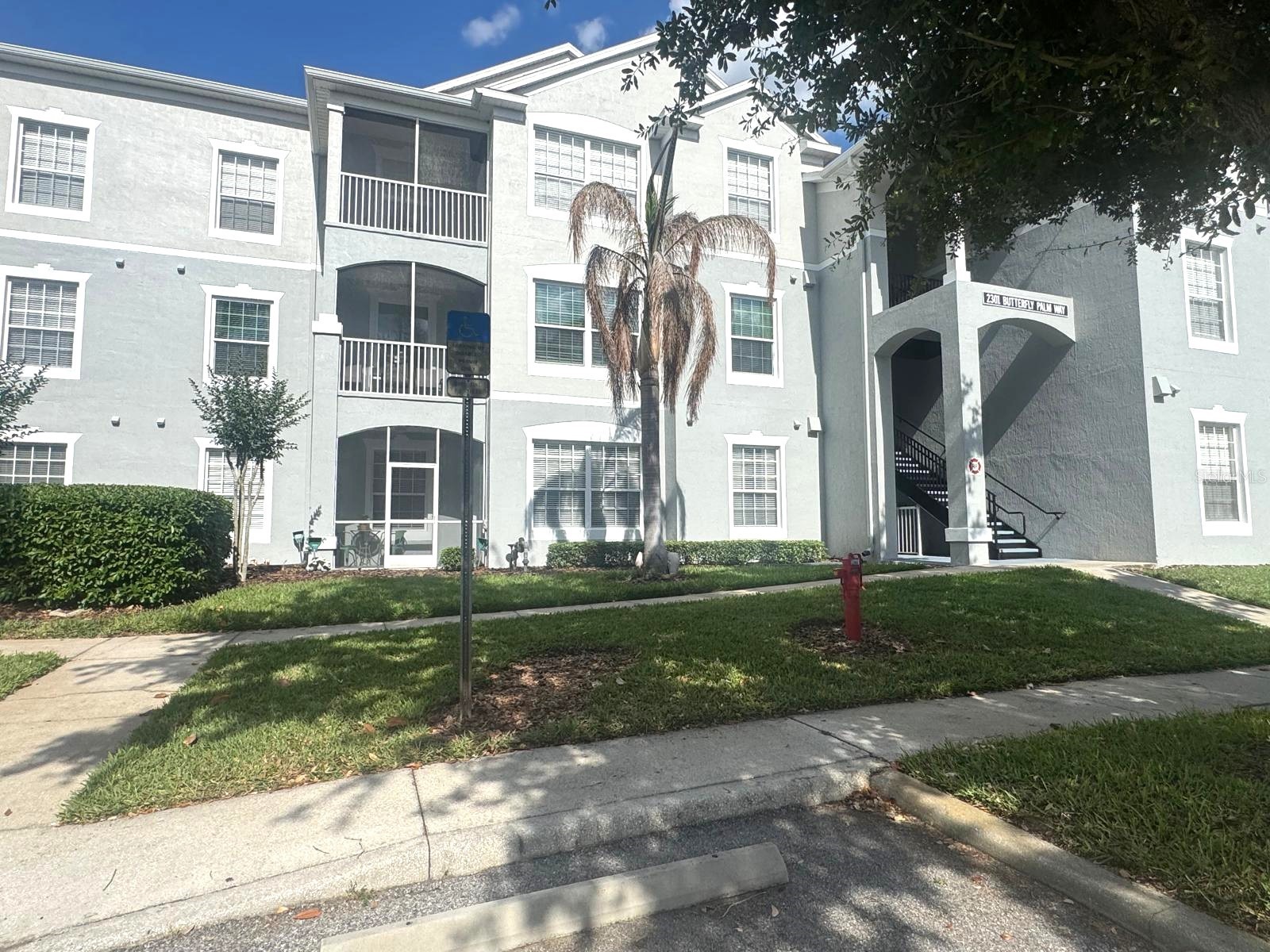 2301 BUTTERFLY PALM WAY 101