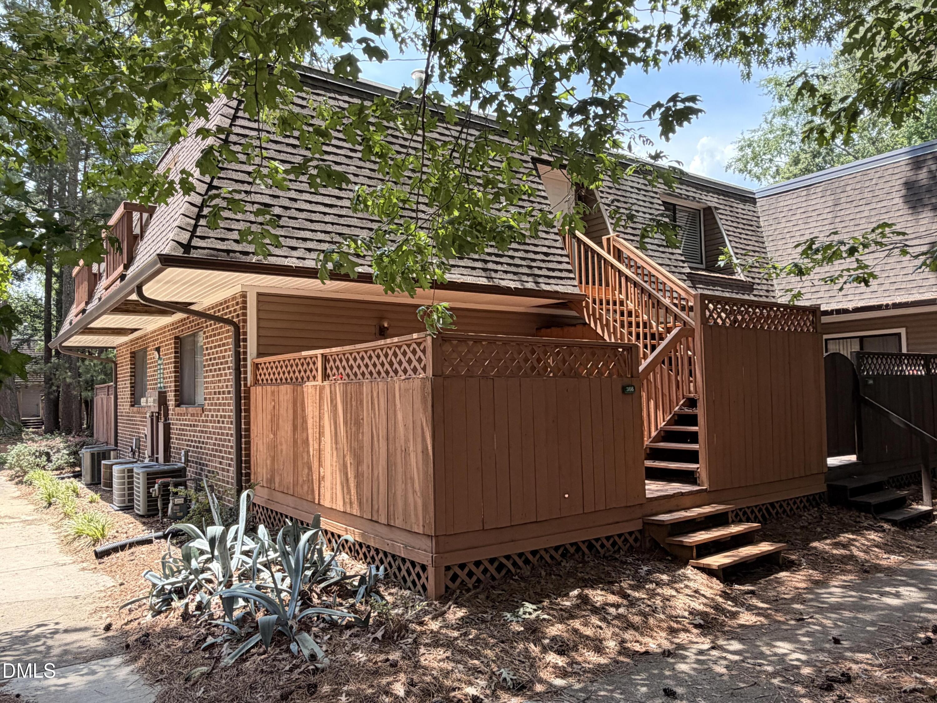 366 Summerwalk Circle, Chapel Hill, NC 27517
