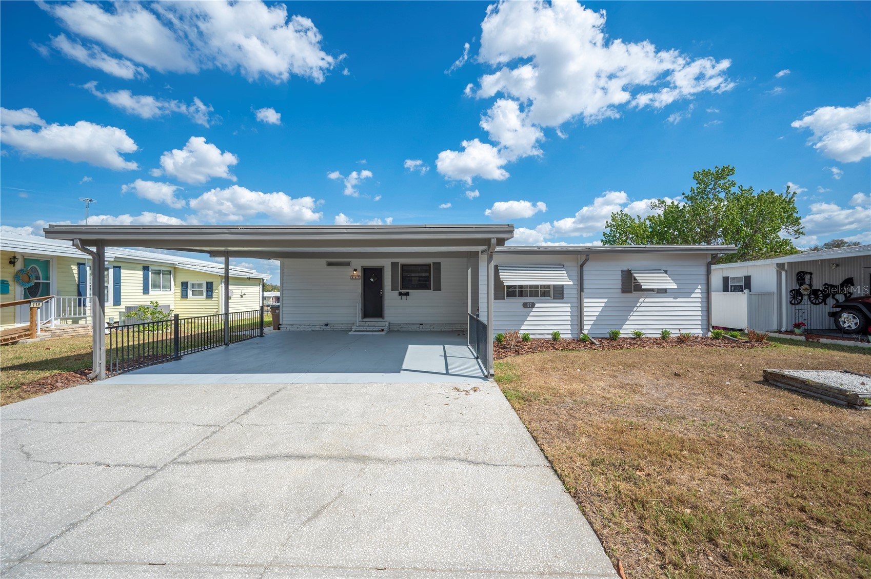 2055 S FLORAL AVENUE 117
