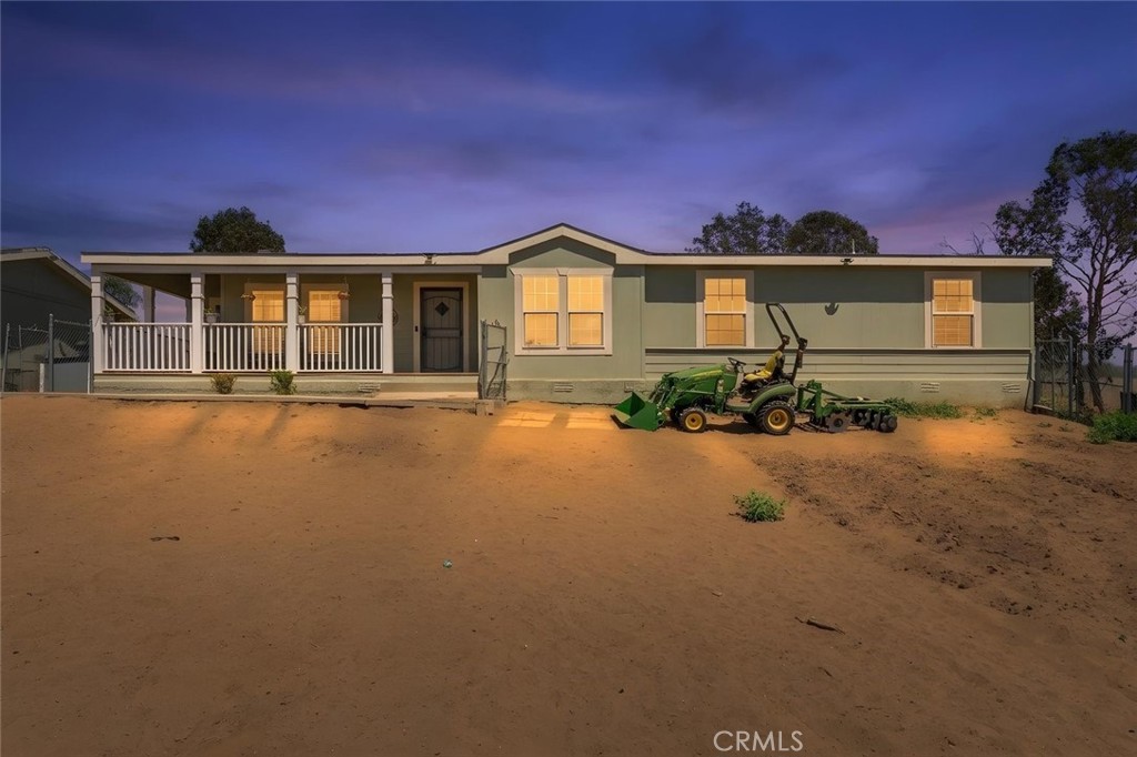 34715 Empty Saddle