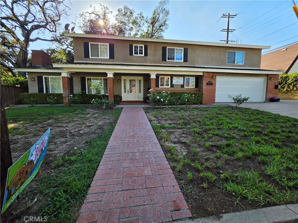 1235 N Craig