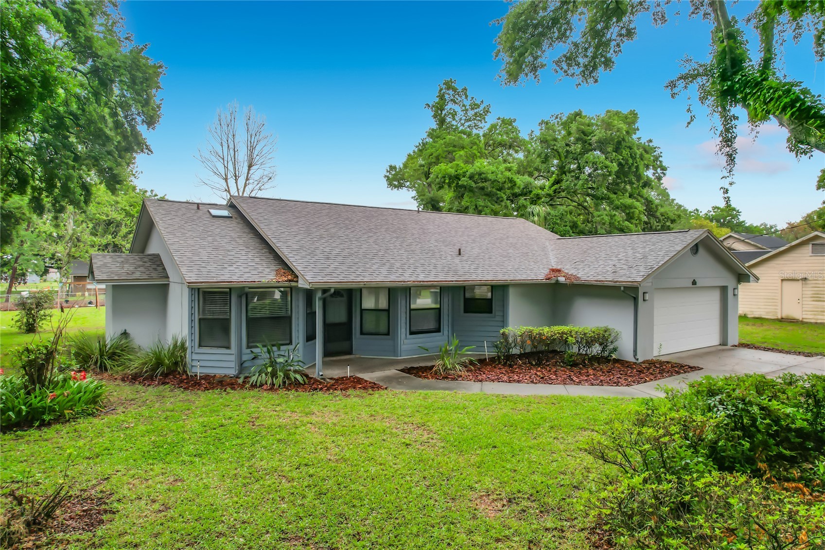109 SOUTH COURT