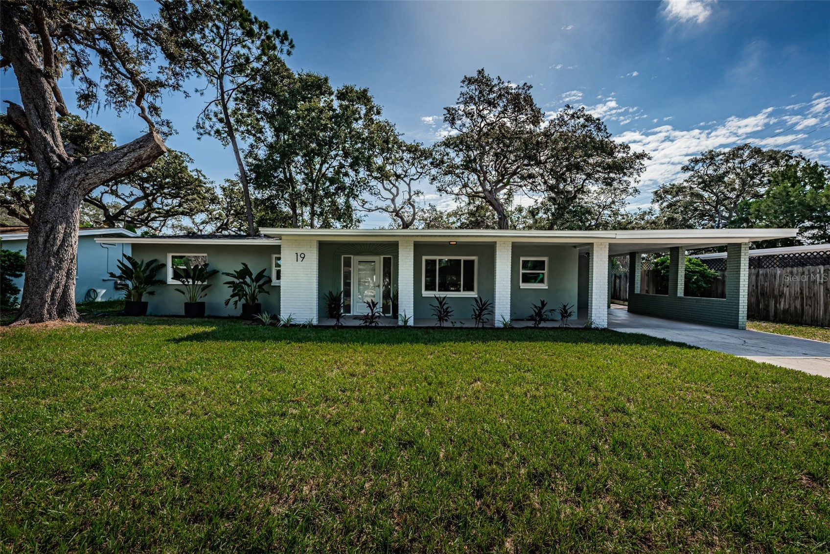 19 VENTURA DRIVE