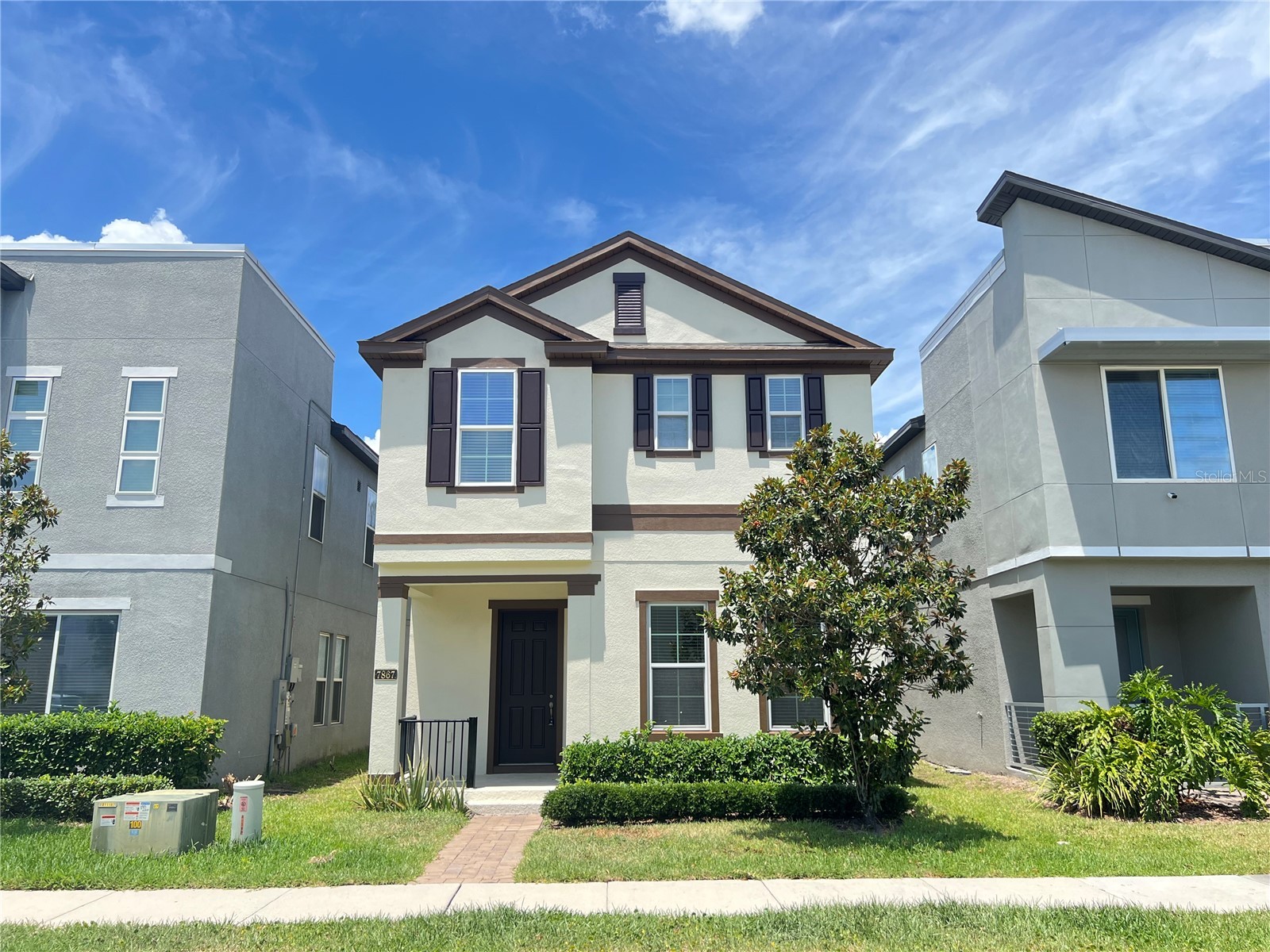 7867 BERKSHIRE OAK ALLEY