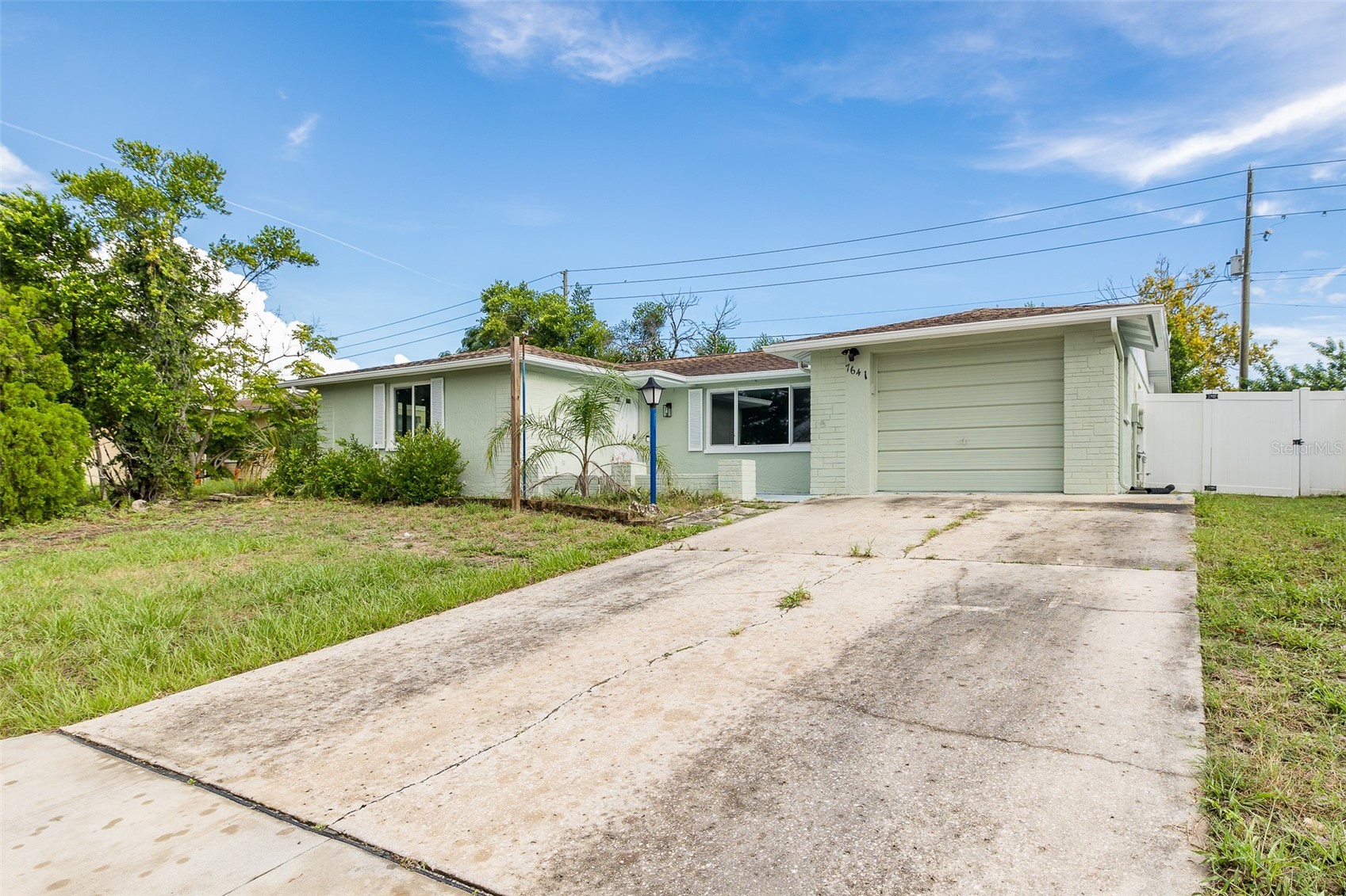 7641 JUDITH CRESCENT