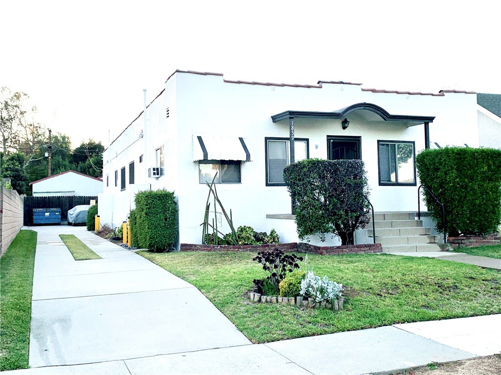 1839 Curtis Avenue