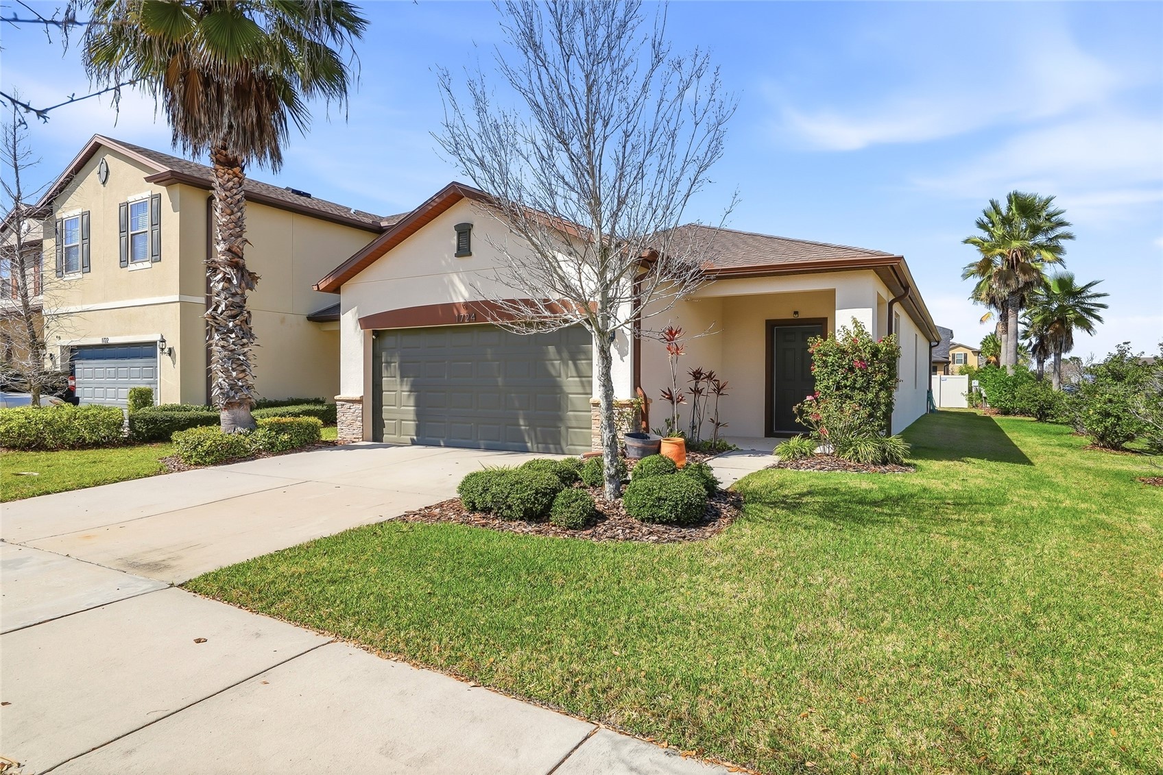 1724 PASSAGE KEY LANE
