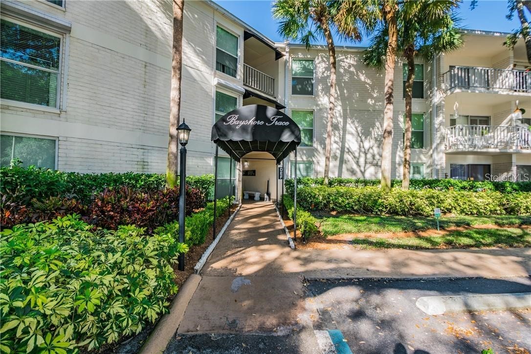 3325 BAYSHORE BOULEVARD D16