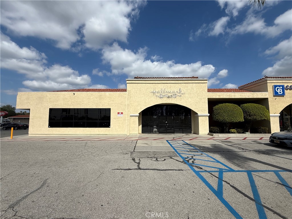 15015 Whittier Blvd.