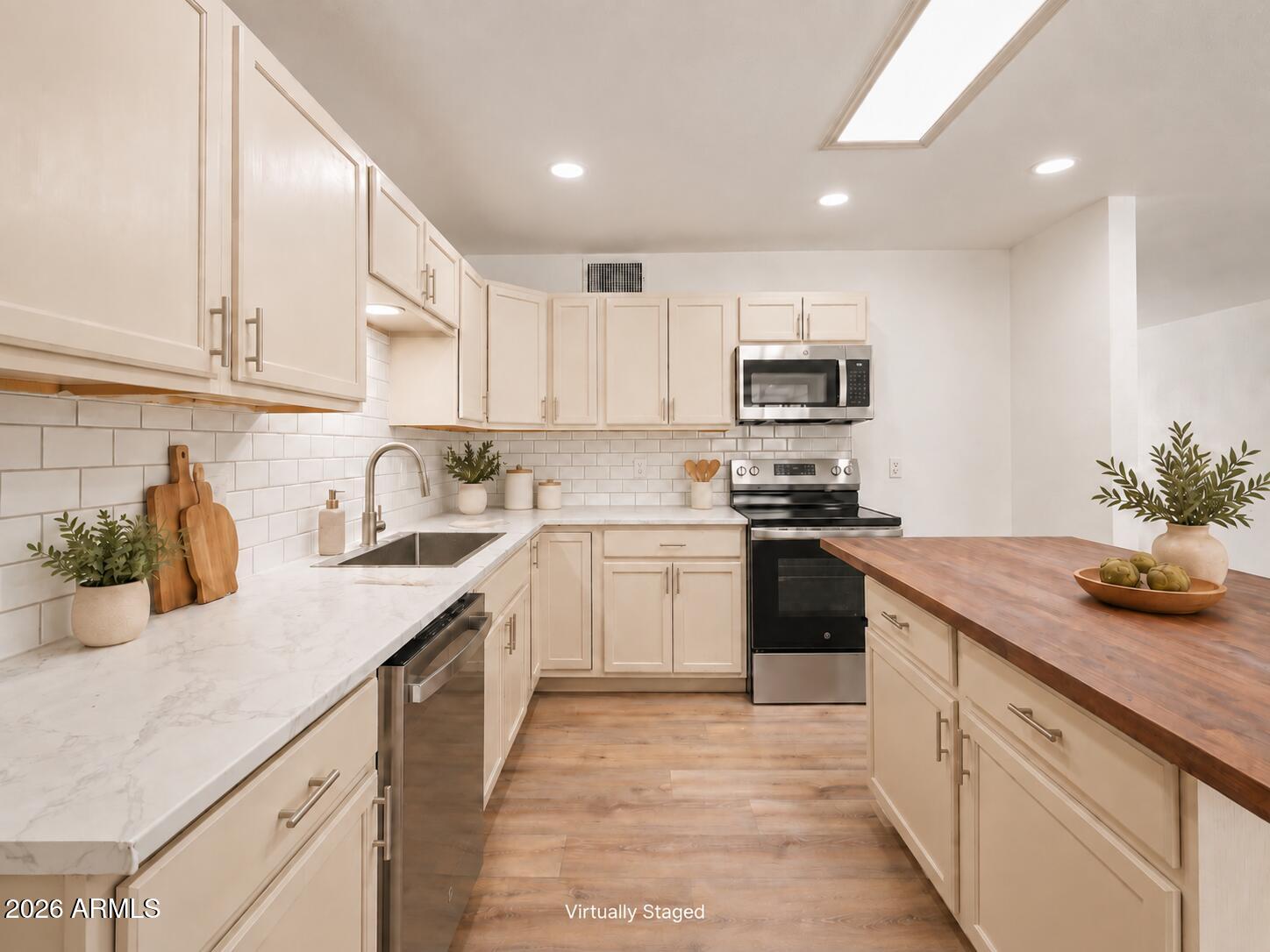 340 N LENZNER Avenue, Sierra Vista, AZ 85635