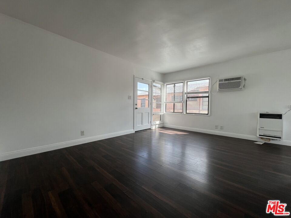 2010 W 35th Street