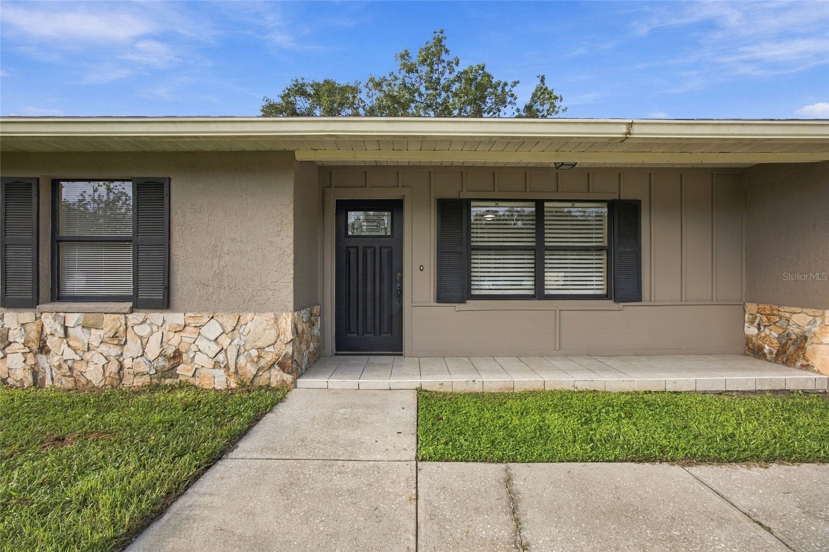 7021 SHEFFIELD Drive, Lakeland, FL, 33810 — assumable FHA mortgage at 4.75%