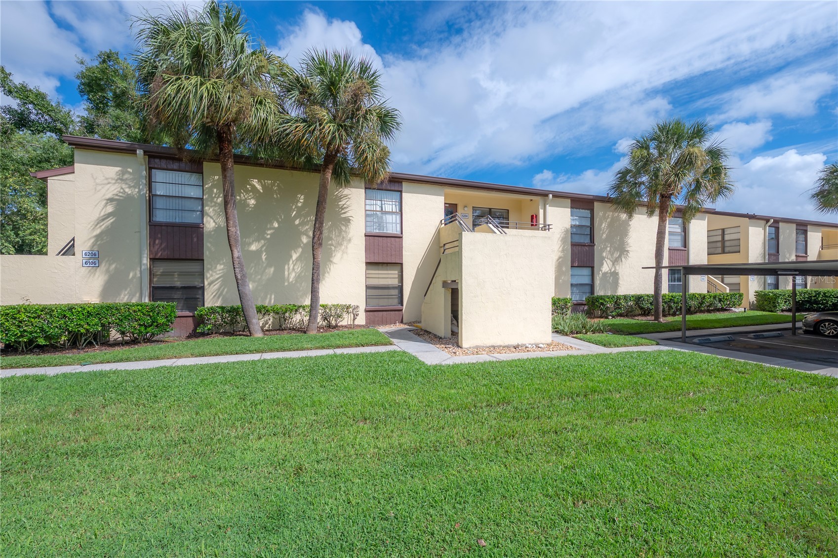 13608 S VILLAGE DRIVE 6204
